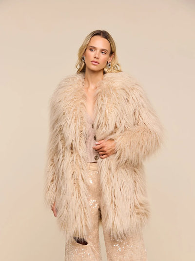 2026 fall winter fashion trend statement outerwear