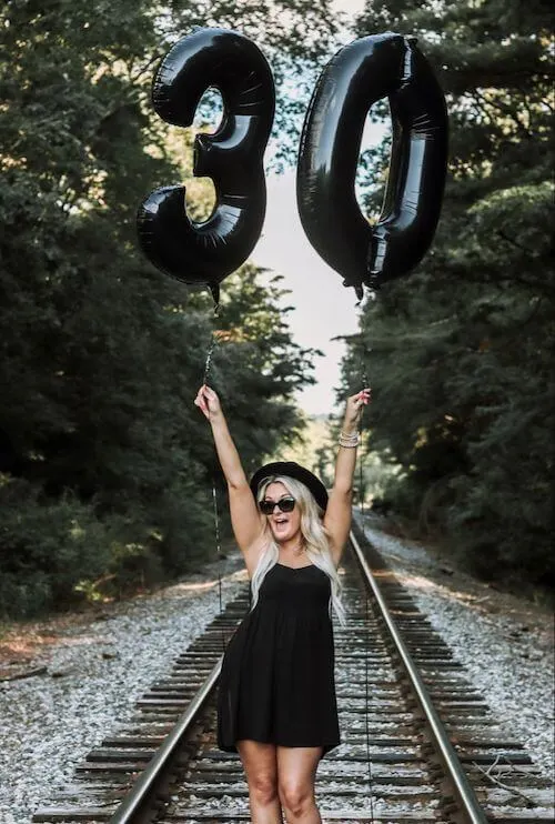 30th birthday photoshoot ideas for her