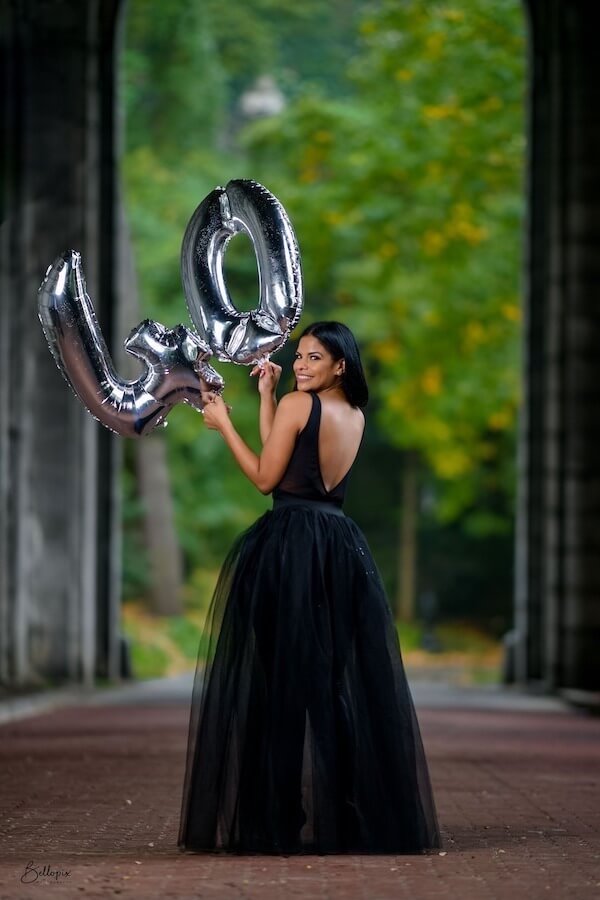 Outdoor Silver Balloon Birthday Photoshoot