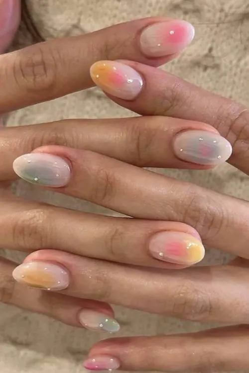 August nails