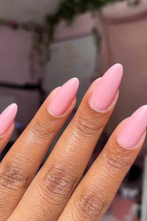 August nails
