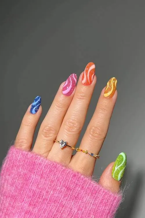 August nails