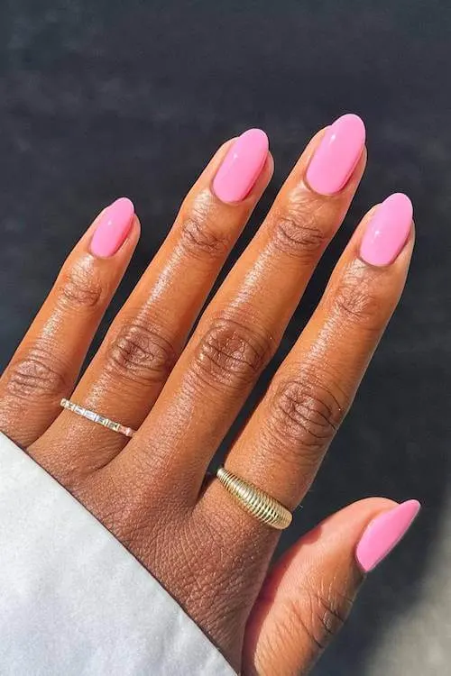 August nails