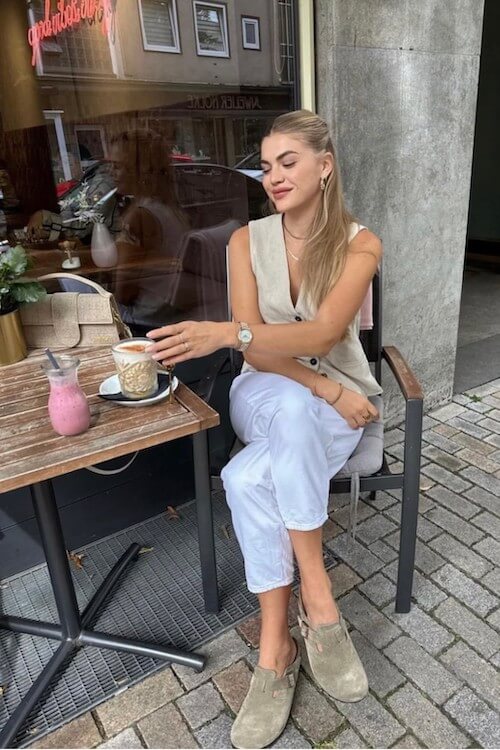 Birkenstock clogs outfit