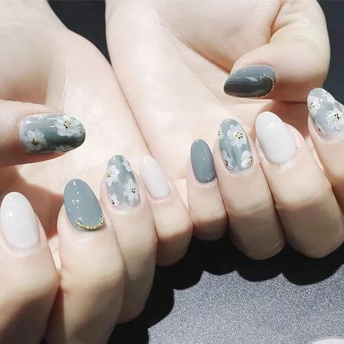 Chinese Floral Nail Ideas