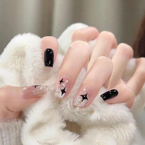 long Chinese nails