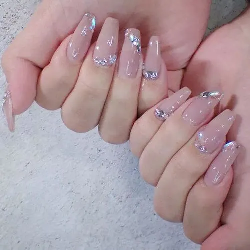 long Chinese nails