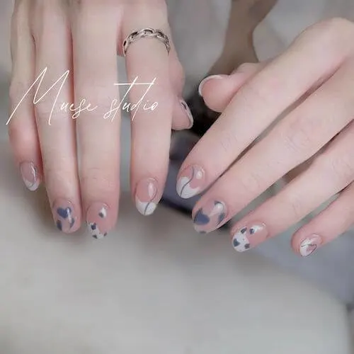 short Chinese nails