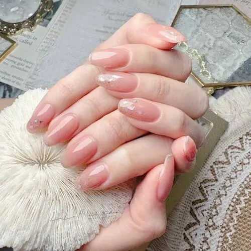 short Chinese nails