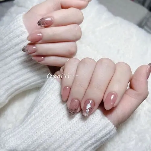 short Chinese nails