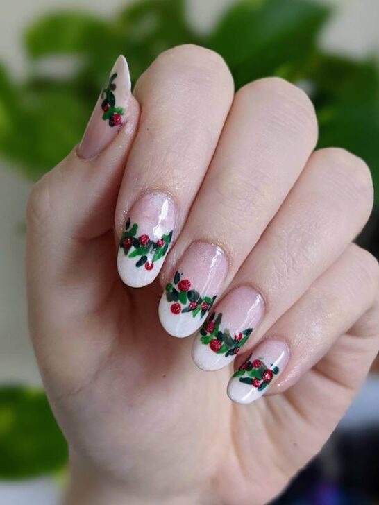 25 Essential Christmas French Tips to Make Your Holidays Extra Festive