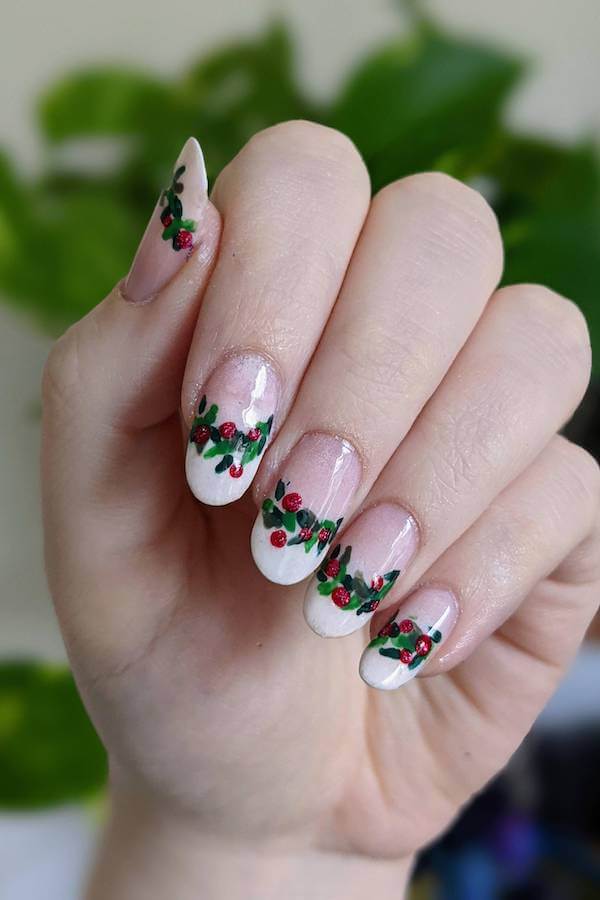 Garland French Tips with Red Berries