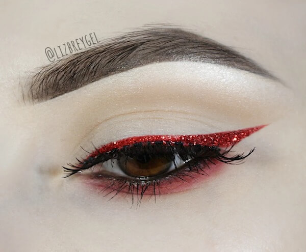 Red Glitter Holiday Eyeliner