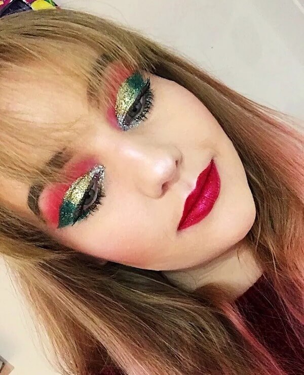 Festive Green and Red Glitter Eyeshadow