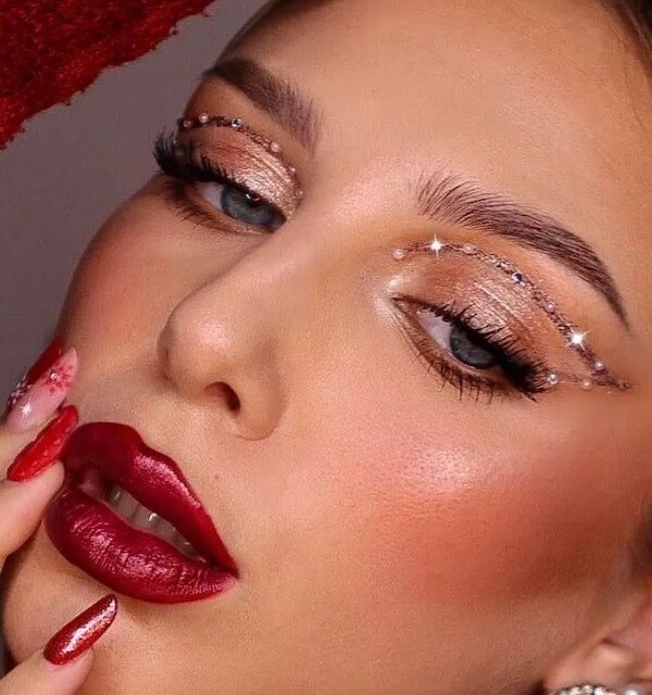 Champagne Glitter Eyeliner and Burgundy Lips