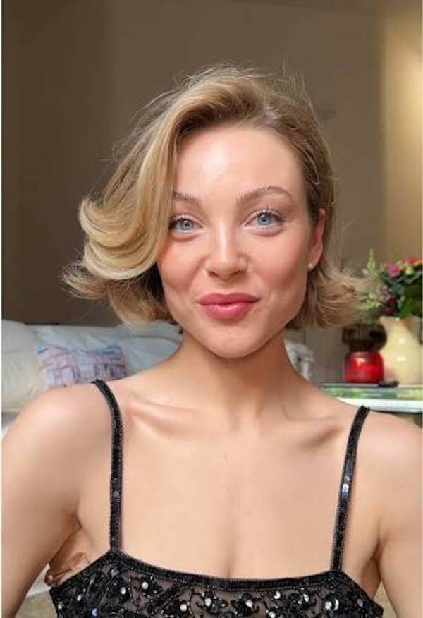 Glamorous Side-Swept Bob