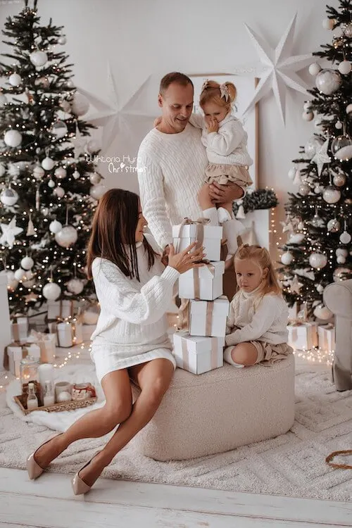 Christmas photoshoot ideas for families