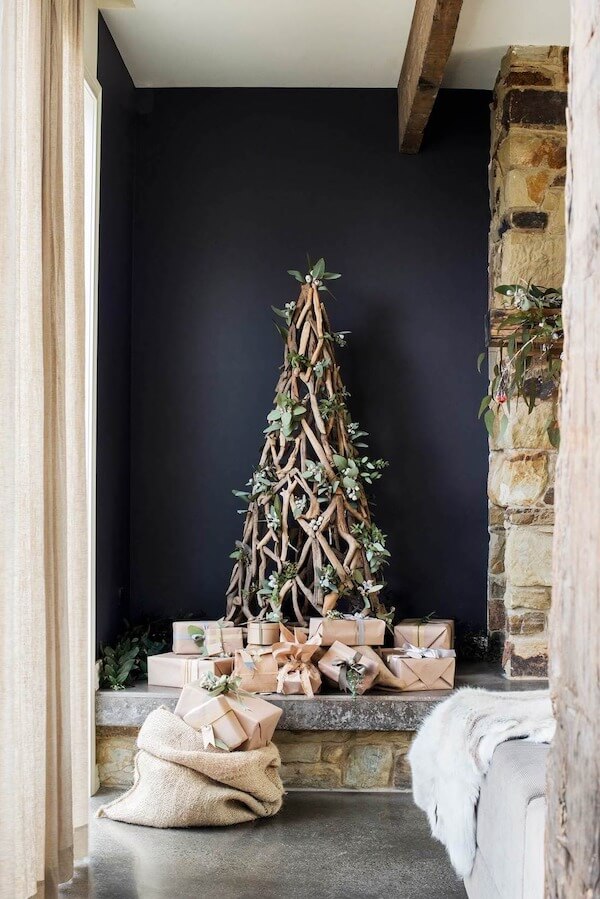 Driftwood Christmas Tree