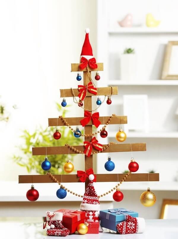 Modern Wooden Plank Tree