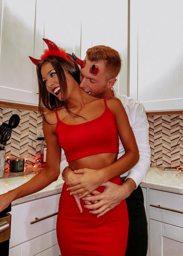 90+ Sexy Cute Couple Halloween Costumes [2023] That You Can Copy Directly