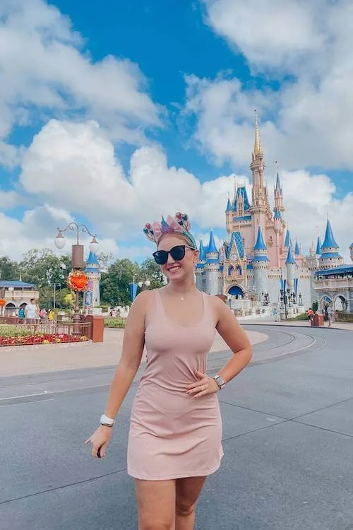 Disney outfits women