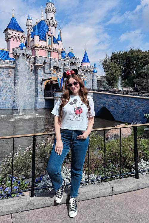 Disney outfits for women