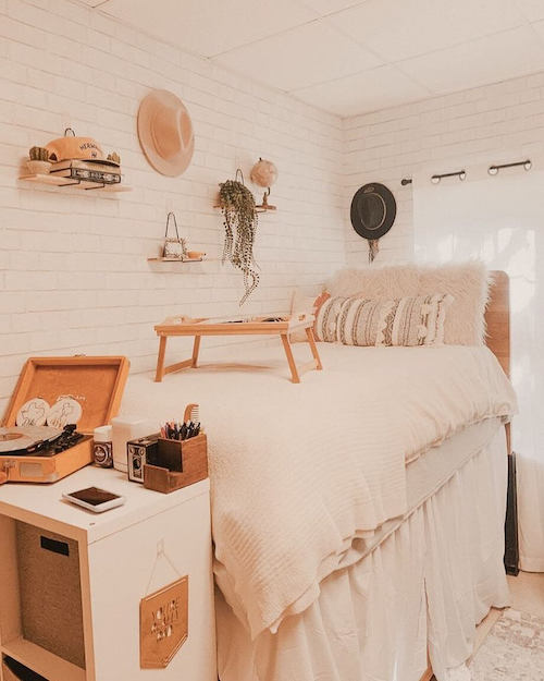 Dorm Room Decorating Ideas