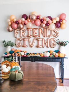 Friendsgiving ideas for party and dinner