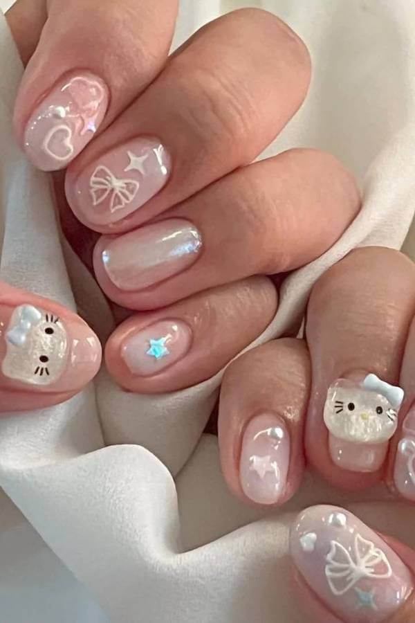 Hello Kitty nails