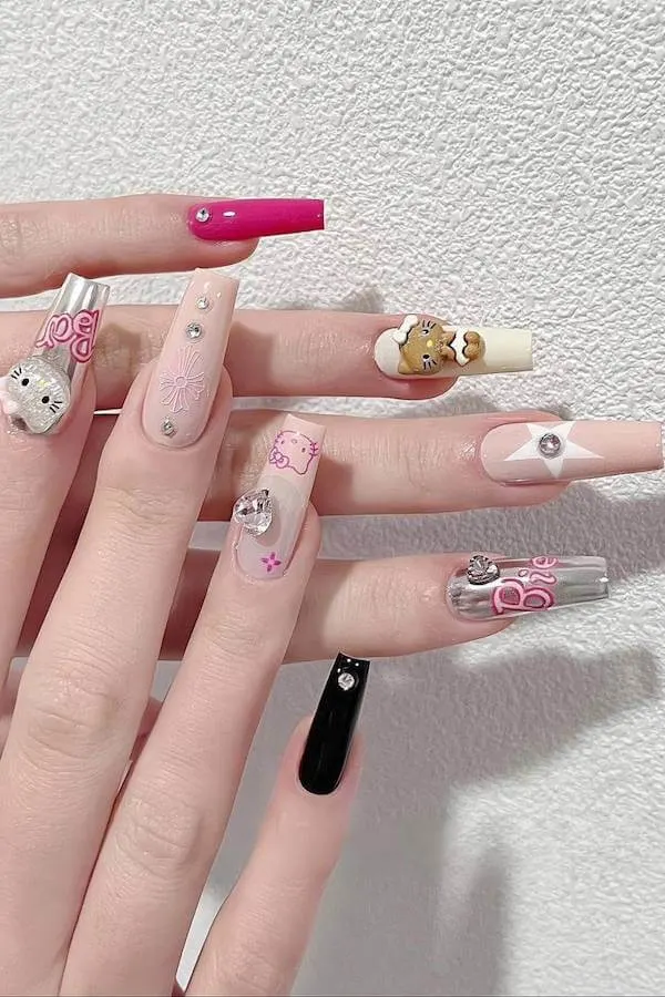 Hello Kitty nails