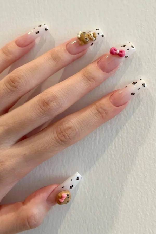 Hello Kitty nails