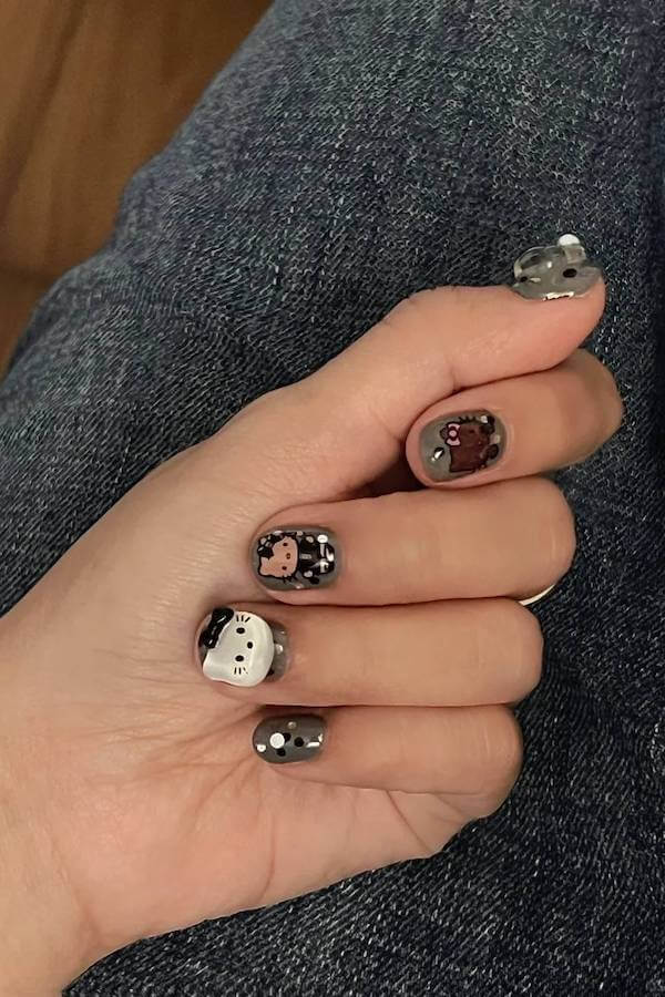 Hello Kitty nails