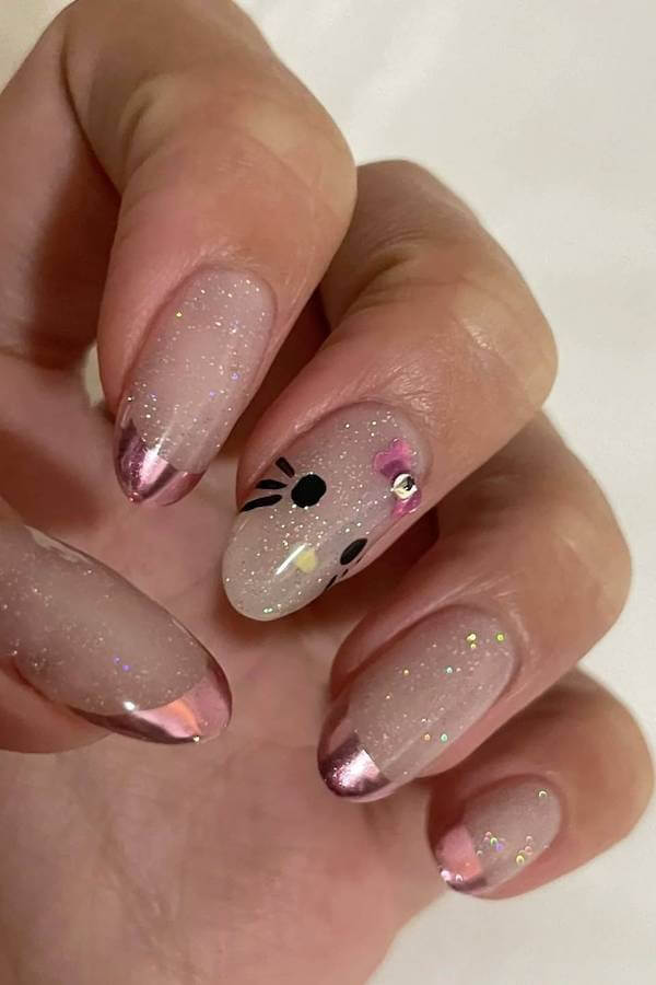 Hello Kitty nails