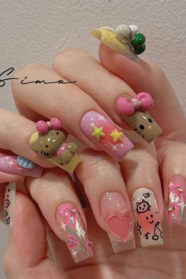 Hello Kitty nails
