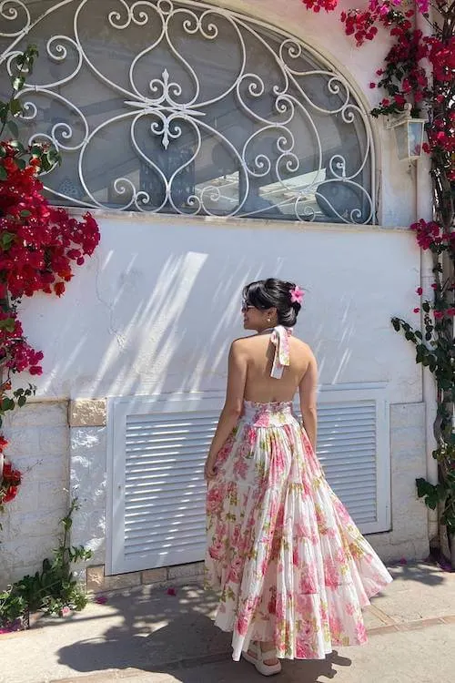 Italian summer outfit for women