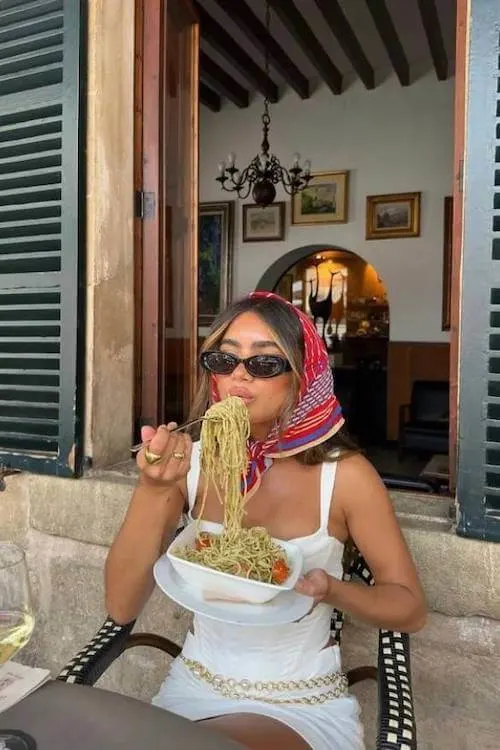 Italian summer outfit for women