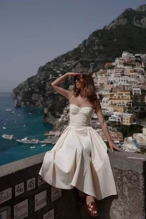 Italian summer outfit for women