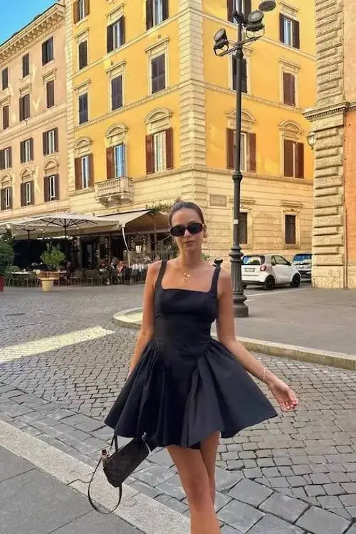 Italian summer outfit for women