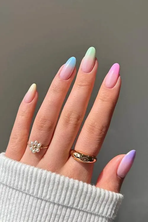 50+ Trendy June Nails to Inspire Your Next Summer Manicure - Girl ...