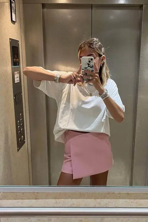 T-shirt outfit