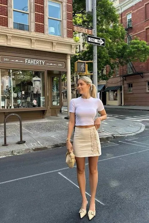 T-shirt outfit