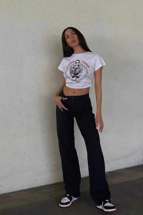 T-shirt outfit