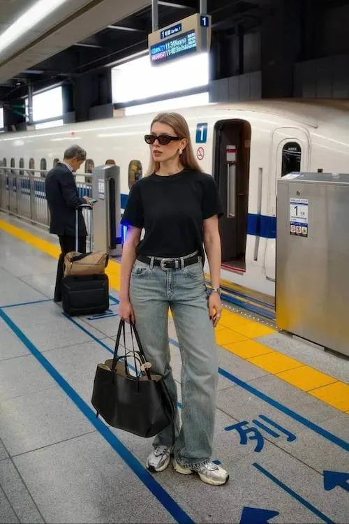 T-shirt outfit