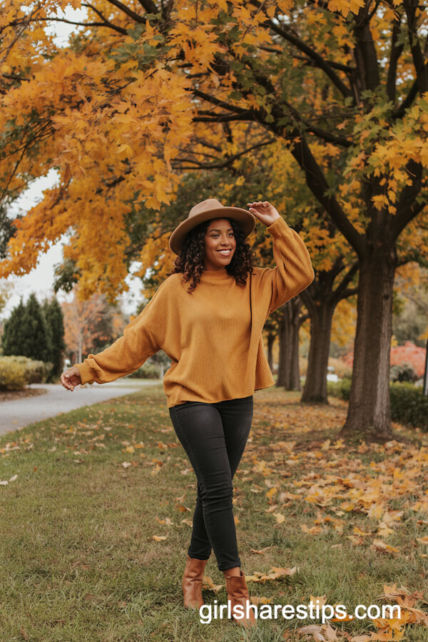 Mustard Sweater and Skinny Jeans