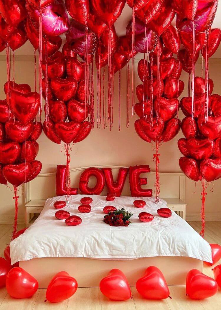 57+ Romantic Valentines Room Decoration Ideas For Him Or Her [2024 ...