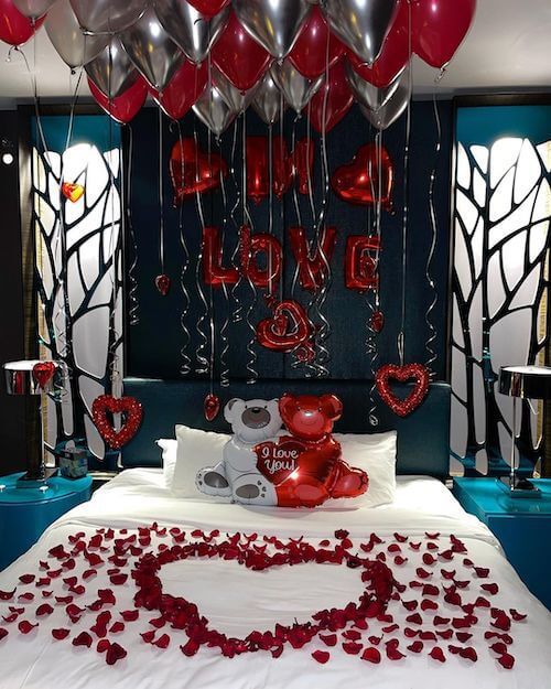 romantic decorations for hotel rooms