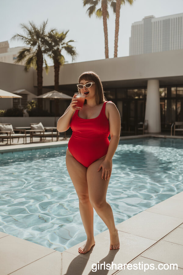 90s High-Cut Red Swimsuit Vintage Cat-Eye Sunglasses