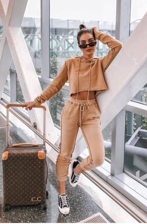 winter airport outfits