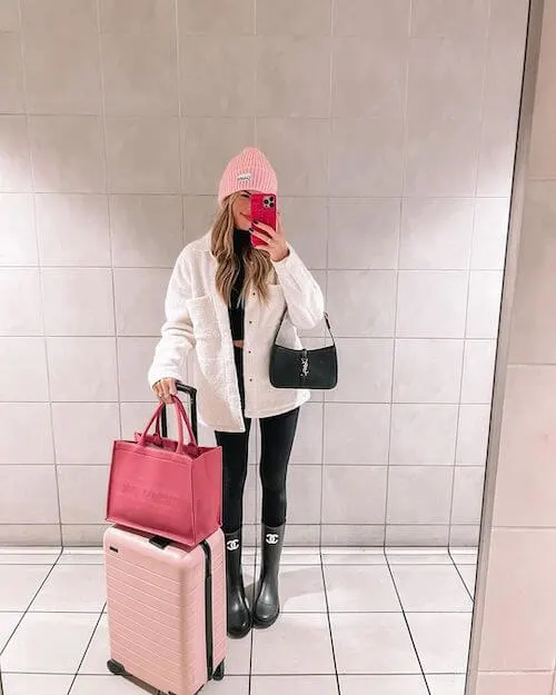 fall and winter airport outfit ideas
