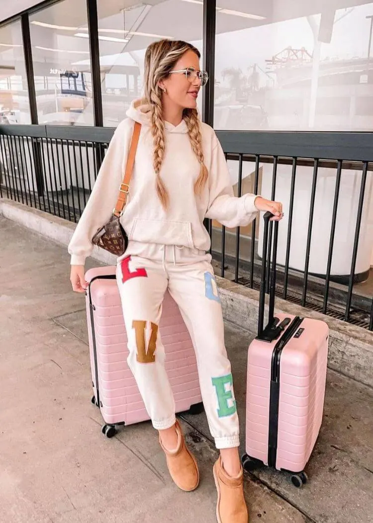 cute comfy airport outfit ideas